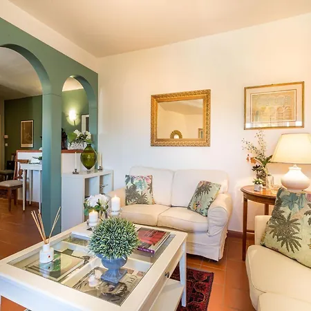 Апартаменты 2 Bedrooms Spacious *