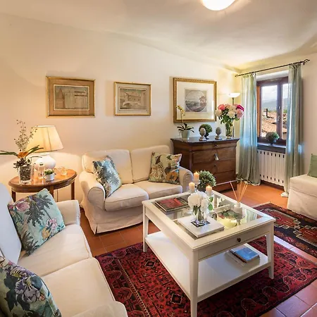 2 Bedrooms Spacious Апартаменты