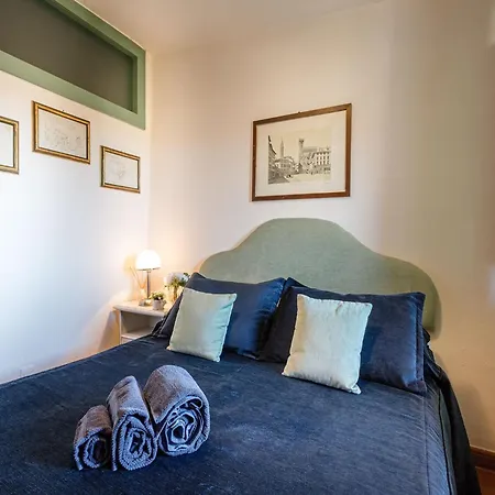 2 Bedrooms Spacious * Лукка